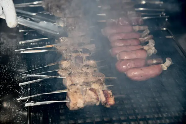 GP15周年イベント MOMENTUM：炭火で焼き上がる串焼き（19:37）