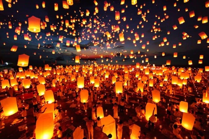 一生に一度は行ってみたい タイの コムローイ祭り をご紹介 株式会社グローバルプロデュース