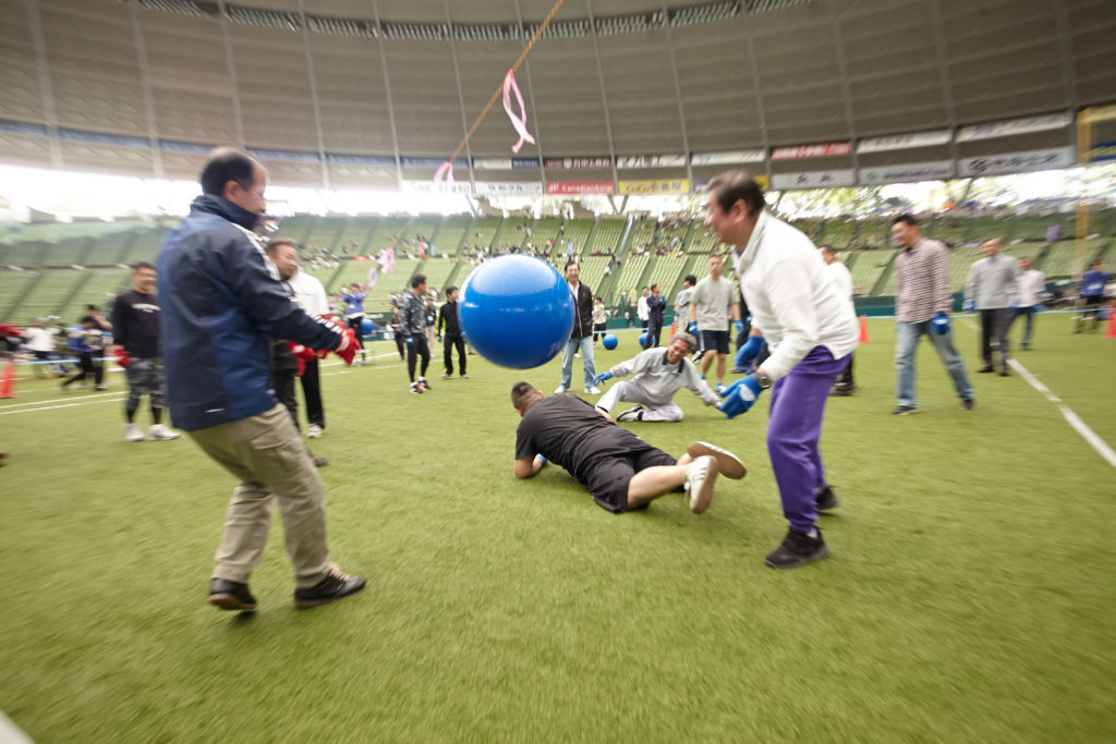 社内運動会　運動会　球場　ドーム　イベント