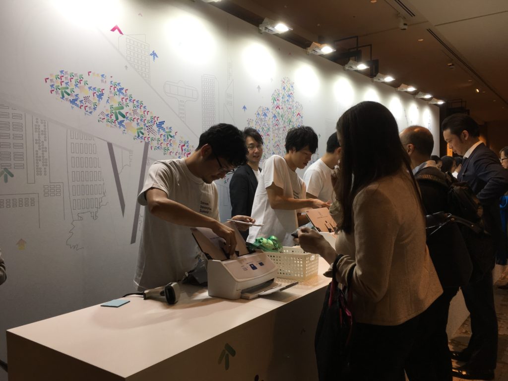 イベント スタッフ 来場者