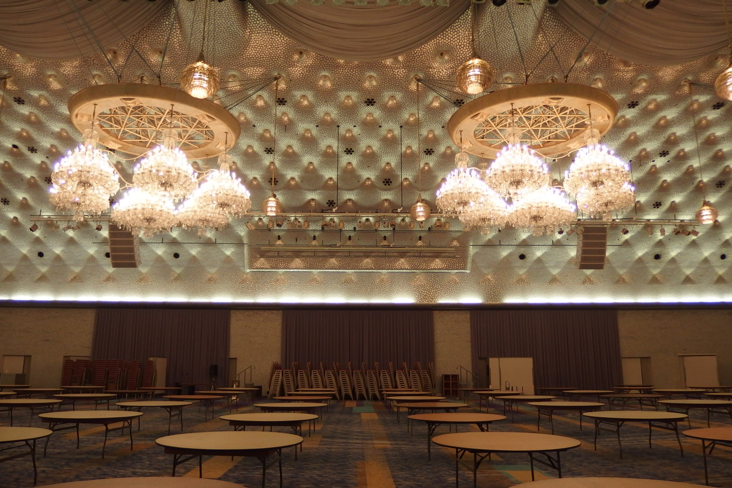 シャンデリア イベント会場