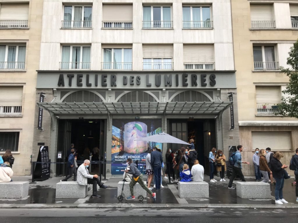 L’ATELIER DES LUMIÈRES、アトリエ・デ・ルミエール、パリ、デジタルアート、美術館