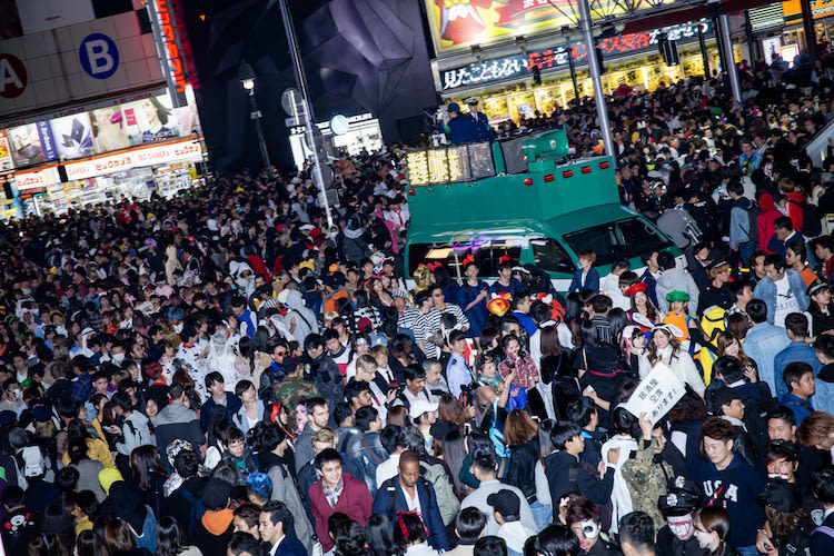 ハロウィン、日本人、なぜ、東京、仮装好き