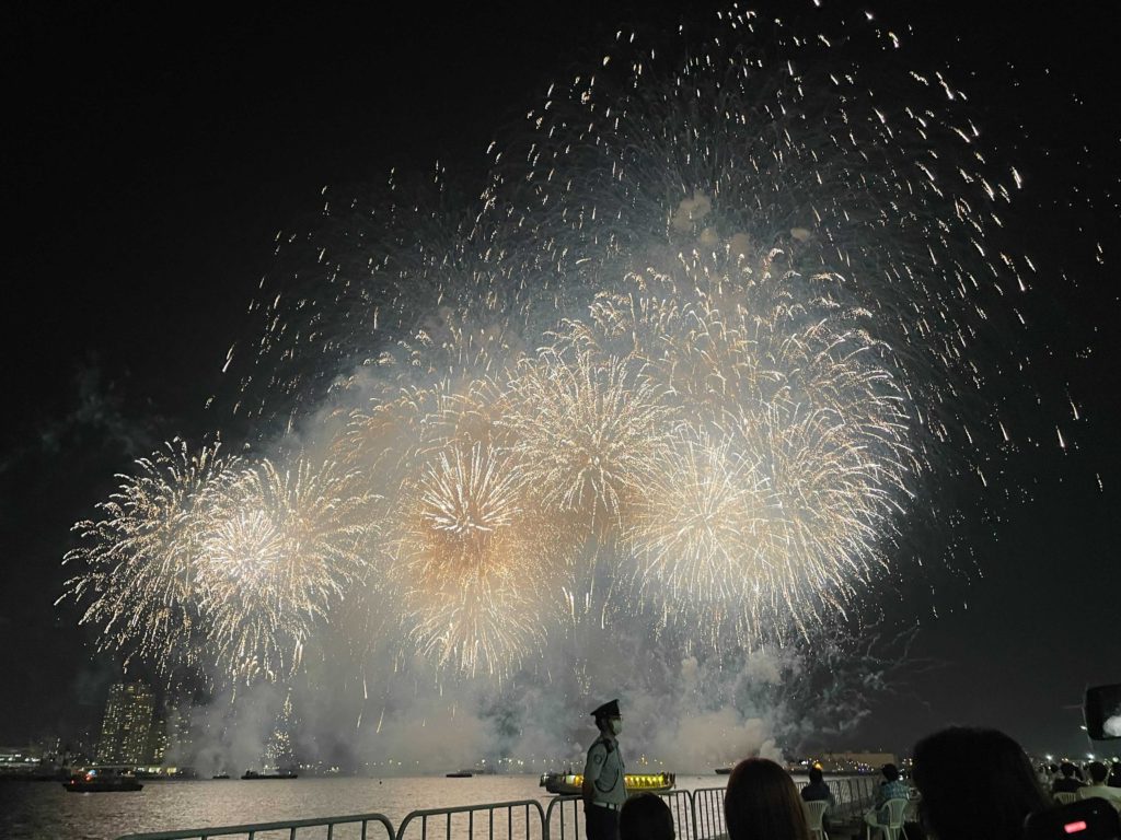 みなとみらい 花火大会