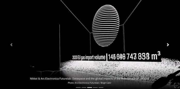 プレゼン時の新演出にも？！3Dアートな未来の新聞「DATASPACE