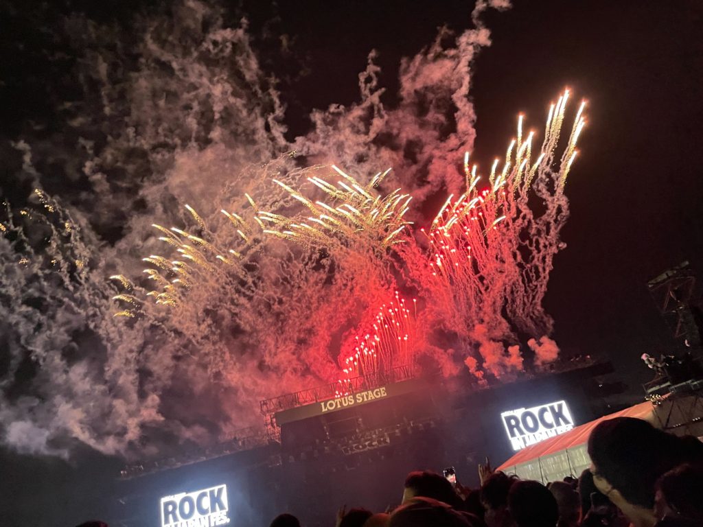 ロッキン 花火