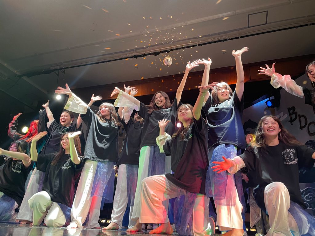 ダンスサークル 卒業公演 チーム
