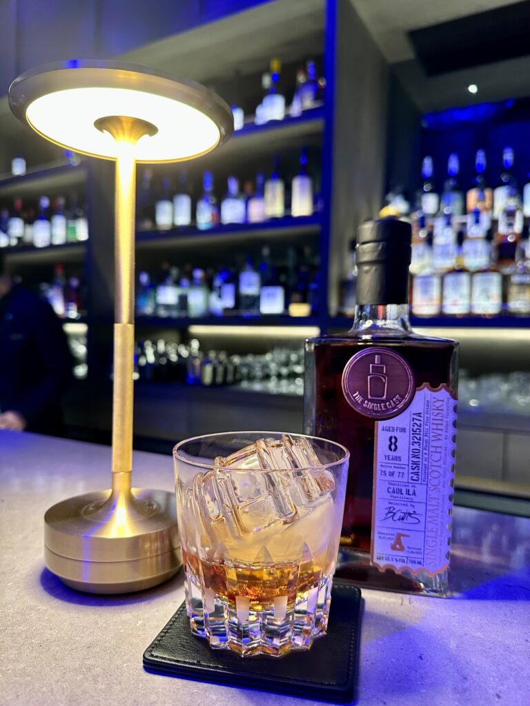 東急歌舞伎町タワー 新宿 ホテル ベルスター BELLUSTAR バー ウイスキー