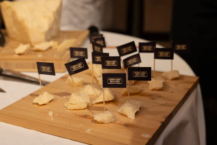 パルミジャーノ・レッジャーノ・チーズ協会90周年　お客様向けイベント