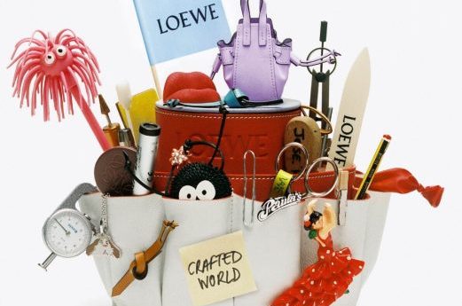 【激レア】ロエベLOEWE クラフテッドワールド展写真集 カタログISSUE6 激レア】ロエベLOEWE クラフテッドワールド展写真集 カタログ